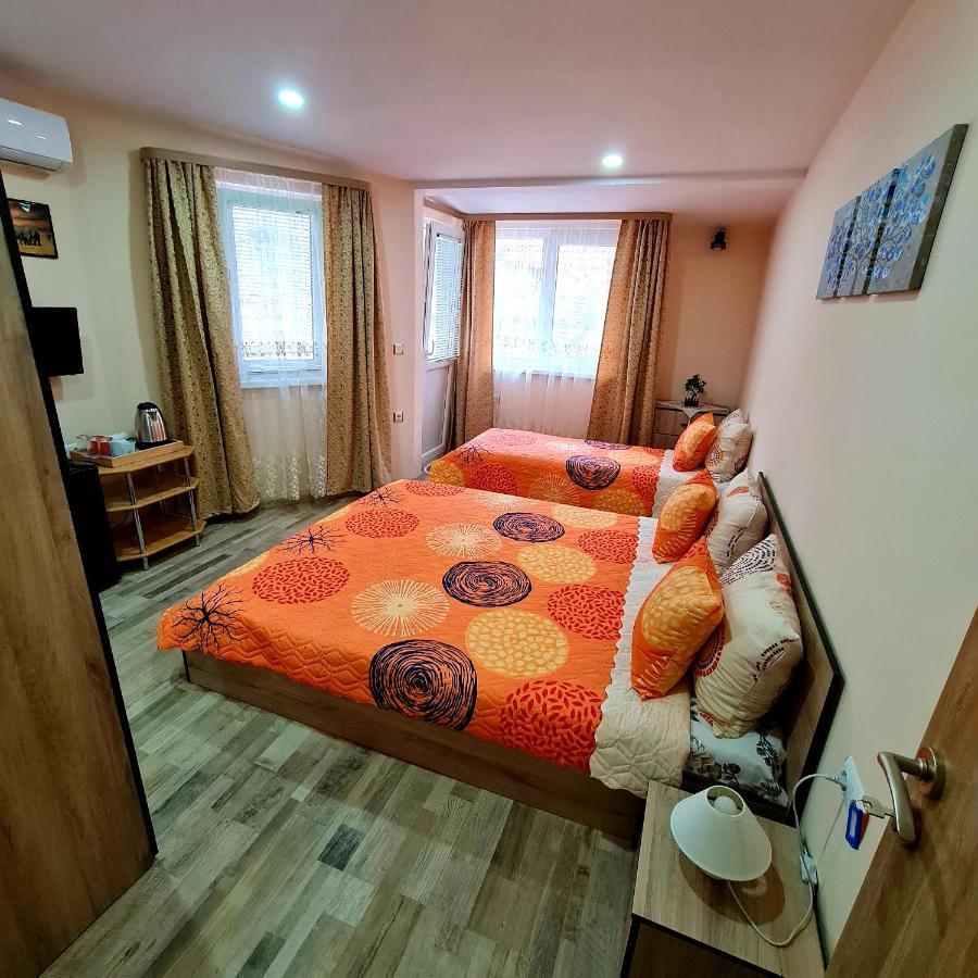 Fema Guest House Balchik Luaran gambar