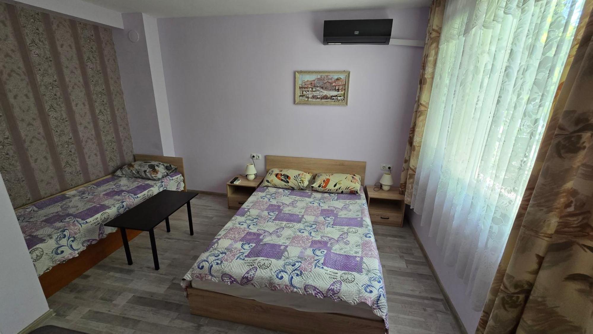 Fema Guest House Balchik Bilik gambar