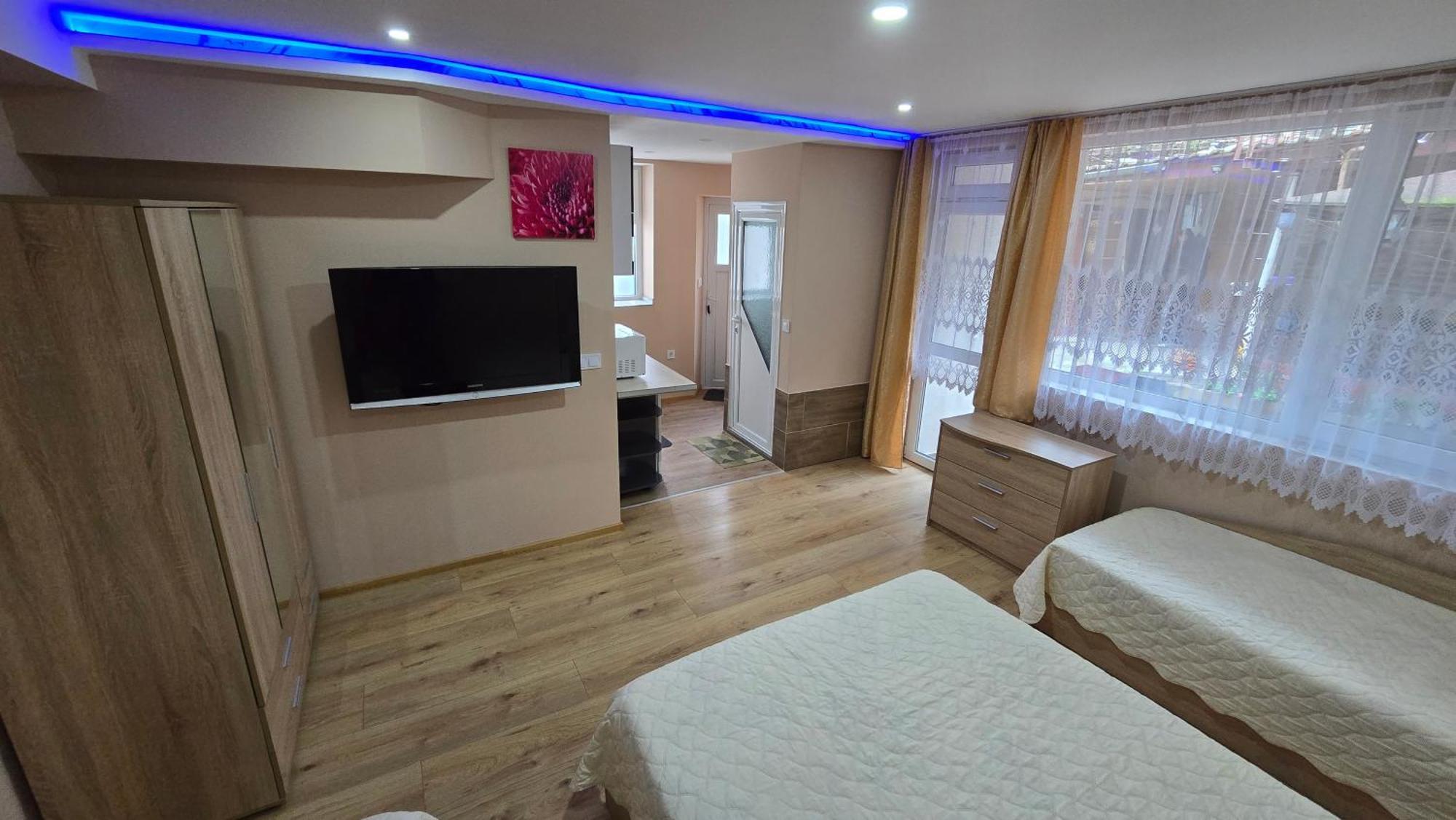 Fema Guest House Balchik Bilik gambar