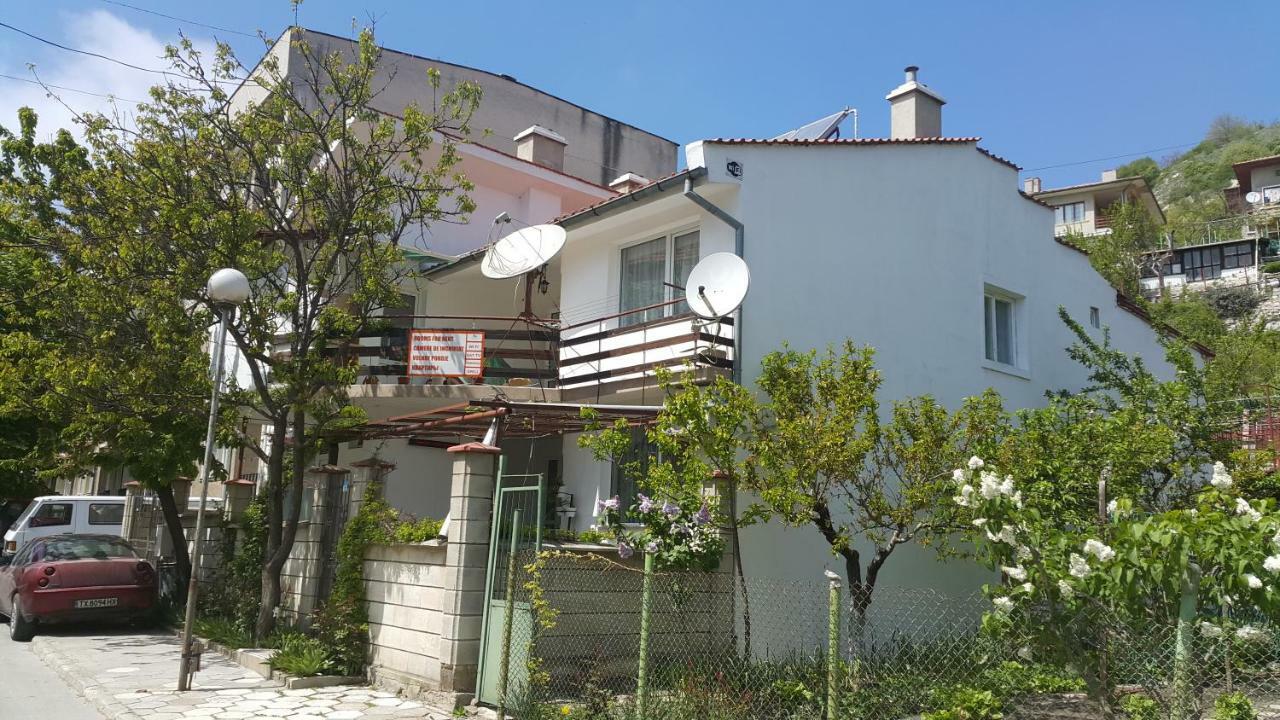 Fema Guest House Balchik Luaran gambar